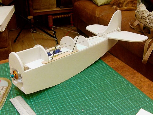 1919 AVRO 539b biplane - fuselage in foam board